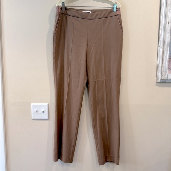 🔥Boss Tan Trousers with Subtle Shimmer Beige Detail🔥 - Picture 1 of 11